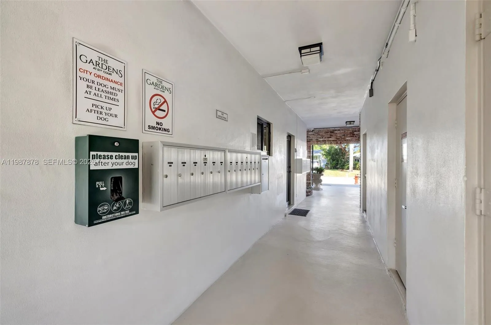 2190 Ne 51 St Court 204, Fort Lauderdale, Florida, Fort Lauderdale, Florida 33308, 2 Bedrooms Bedrooms, ,2 BathroomsBathrooms,Residential Lease,For Rent,2190 Ne 51 St Court 204, Fort Lauderdale, Florida ,A11987878