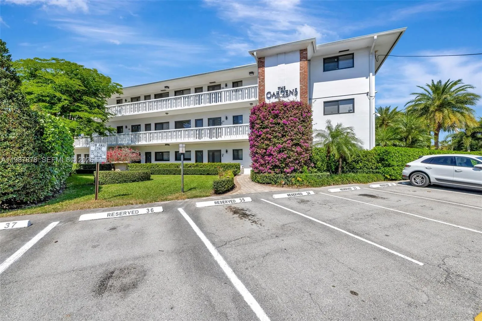 2190 Ne 51 St Court 204, Fort Lauderdale, Florida, Fort Lauderdale, Florida 33308, 2 Bedrooms Bedrooms, ,2 BathroomsBathrooms,Residential Lease,For Rent,2190 Ne 51 St Court 204, Fort Lauderdale, Florida ,A11987878