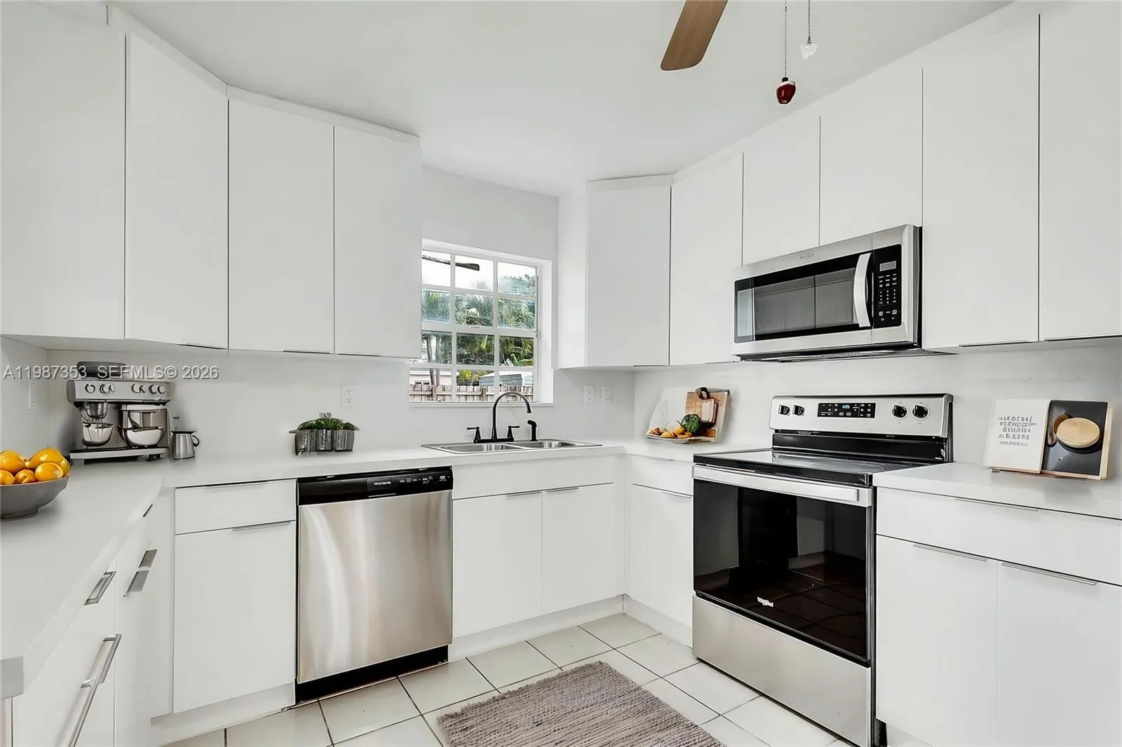4525 Sw 112th Pl, Miami, Florida 33165, Miami, Florida 33165, 4 Bedrooms Bedrooms, ,3 BathroomsBathrooms,Residential Lease,For Rent,4525 Sw 112th Pl, Miami, Florida 33165,A11987353