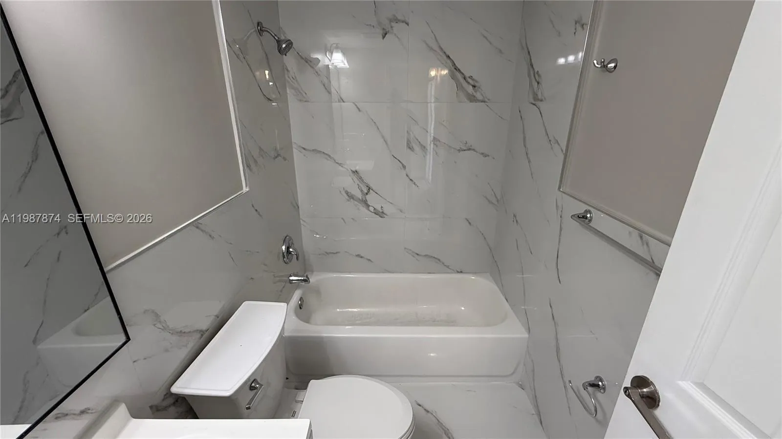 216 Nw 12th St 1, Pompano Beach, Florida 33060, Pompano Beach, Florida 33060, 1 Bedroom Bedrooms, ,1 BathroomBathrooms,Residential Lease,For Rent,216 Nw 12th St 1, Pompano Beach, Florida 33060,A11987874