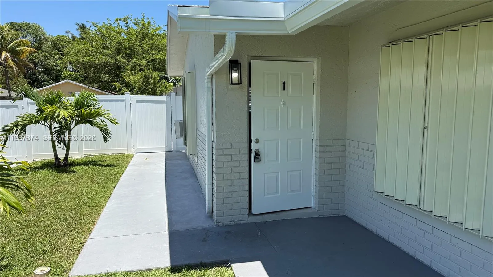 216 Nw 12th St 1, Pompano Beach, Florida 33060, Pompano Beach, Florida 33060, 1 Bedroom Bedrooms, ,1 BathroomBathrooms,Residential Lease,For Rent,216 Nw 12th St 1, Pompano Beach, Florida 33060,A11987874