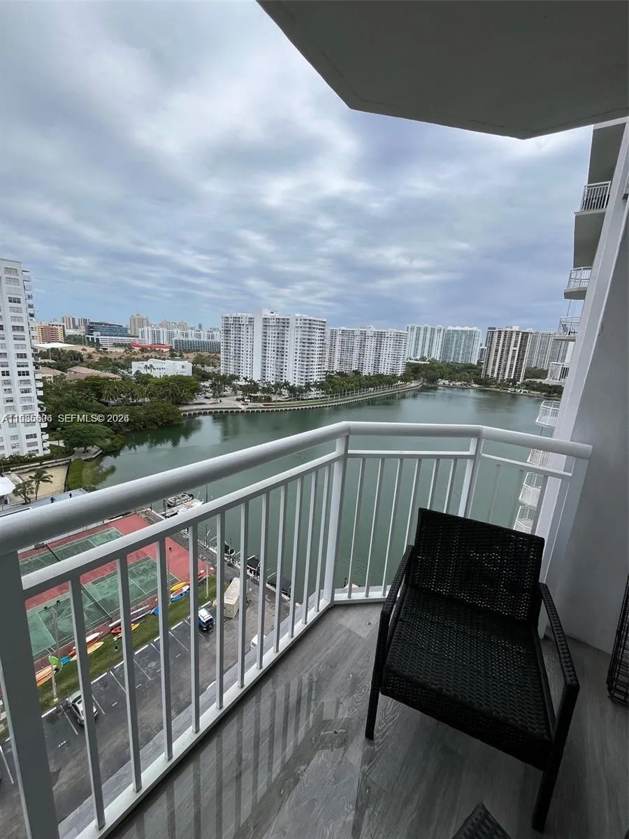 18071 Biscayne Blvd 1702, Aventura, Florida 33160, Aventura, Florida 33160, 2 Bedrooms Bedrooms, ,2 BathroomsBathrooms,Residential,For Sale,18071 Biscayne Blvd 1702, Aventura, Florida 33160,A11986506