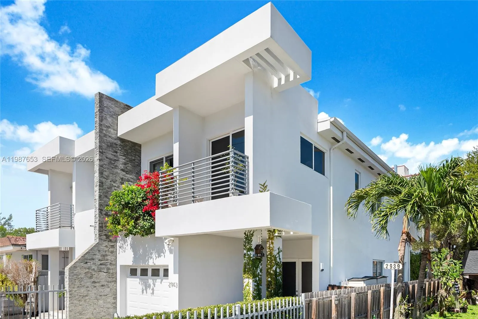 2943 Sw 23rd St, Miami, Florida 33145, Miami, Florida 33145, 3 Bedrooms Bedrooms, ,2 BathroomsBathrooms,Residential,For Sale,2943 Sw 23rd St, Miami, Florida 33145,A11987653