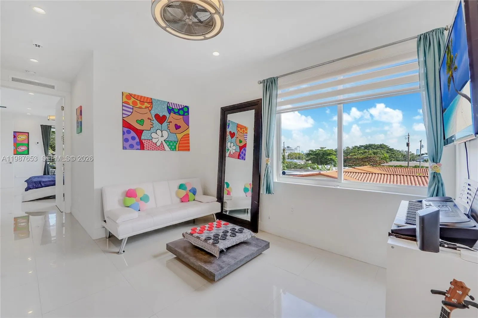 2943 Sw 23rd St, Miami, Florida 33145, Miami, Florida 33145, 3 Bedrooms Bedrooms, ,2 BathroomsBathrooms,Residential,For Sale,2943 Sw 23rd St, Miami, Florida 33145,A11987653