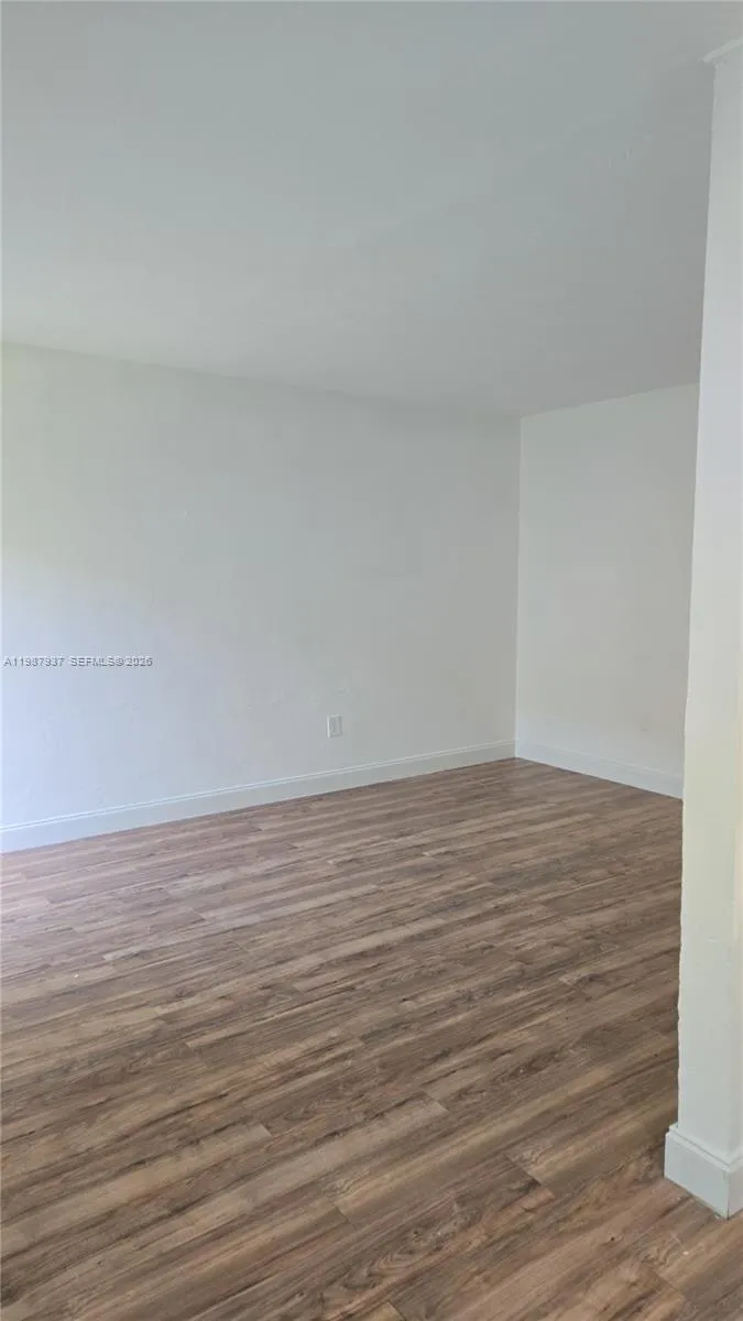 9270 E Bay Harbor Dr 10a, Bay Harbor Islands, Flor, Bay Harbor Islands, Florida 33154, 1 Bedroom Bedrooms, ,1 BathroomBathrooms,Residential Lease,For Rent,9270 E Bay Harbor Dr 10a, Bay Harbor Islands, Flor,A11987937