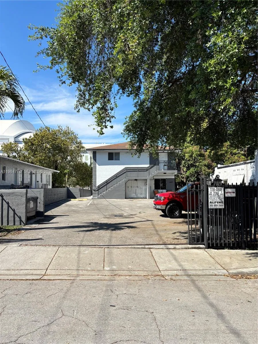 1429 S 2nd St, Miami, Florida 33125, Miami, Florida 33125, ,Commercial Sale,For Sale,1429 S 2nd St, Miami, Florida 33125,A11984770
