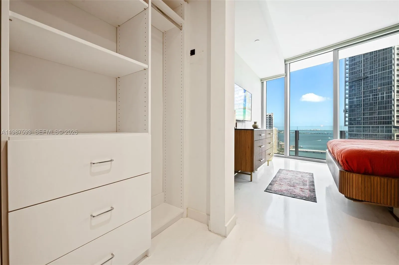 300 Biscayne Blvd Way 2106, Miami, Florida 33131, Miami, Florida 33131, 1 Bedroom Bedrooms, 2 Rooms Rooms,1 BathroomBathrooms,Residential,For Sale,300 Biscayne Blvd Way 2106, Miami, Florida 33131,A11987593