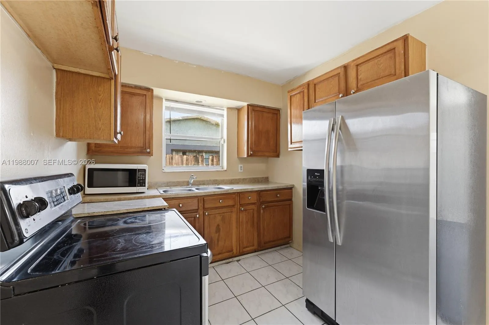 1017 Nw 8th St, Hallandale Beach, Florida 33009, Hallandale Beach, Florida 33009, 4 Bedrooms Bedrooms, ,1 BathroomBathrooms,Residential,For Sale,1017 Nw 8th St, Hallandale Beach, Florida 33009,A11988007