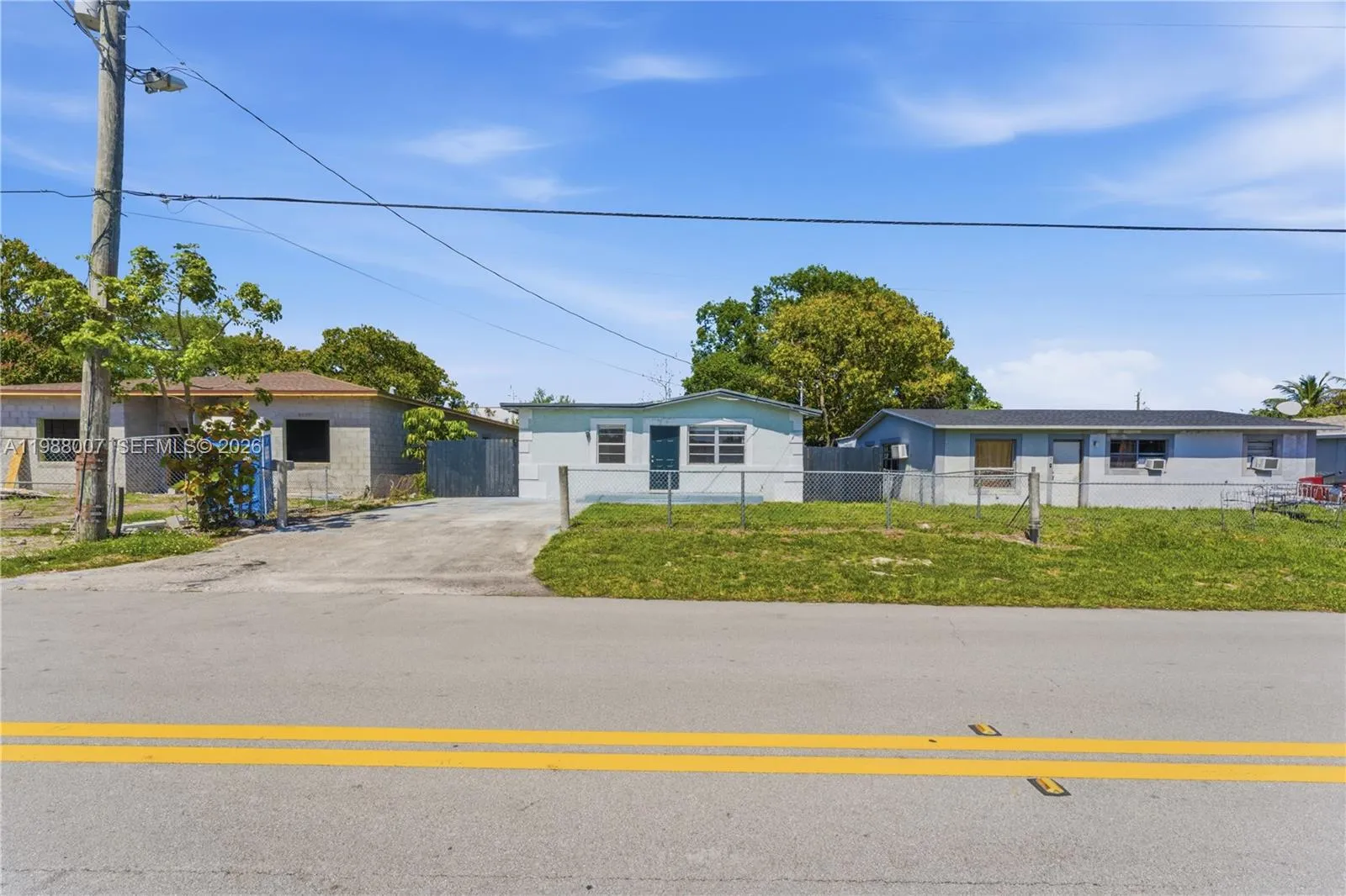 1017 Nw 8th St, Hallandale Beach, Florida 33009, Hallandale Beach, Florida 33009, 4 Bedrooms Bedrooms, ,1 BathroomBathrooms,Residential,For Sale,1017 Nw 8th St, Hallandale Beach, Florida 33009,A11988007