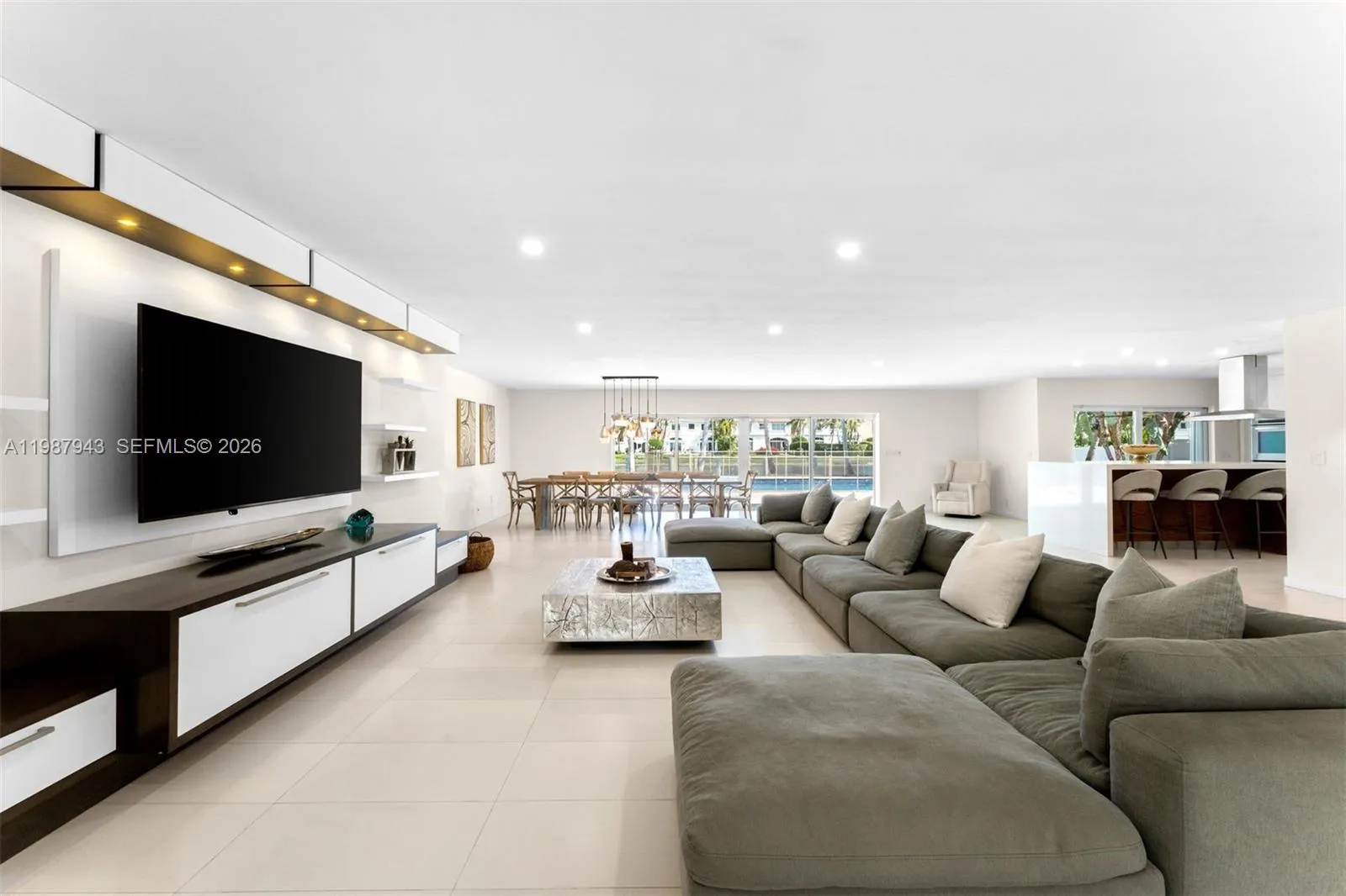 1525 Diplomat Pkwy, Hollywood, Florida 33019, Hollywood, Florida 33019, 4 Bedrooms Bedrooms, ,4 BathroomsBathrooms,Residential,For Sale,1525 Diplomat Pkwy, Hollywood, Florida 33019,A11987943