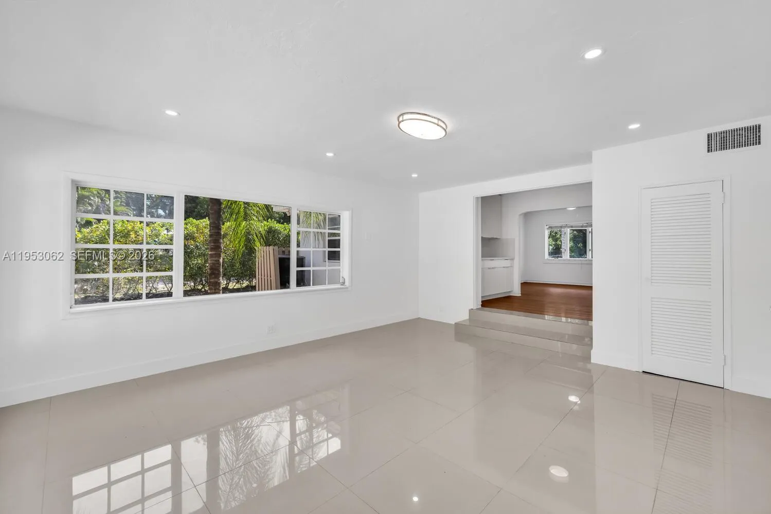 11803 Ne 11 Ave, Biscayne Park, Florida 33161, Biscayne Park, Florida 33161, ,Residential Income,For Sale,11803 Ne 11 Ave, Biscayne Park, Florida 33161,A11953062