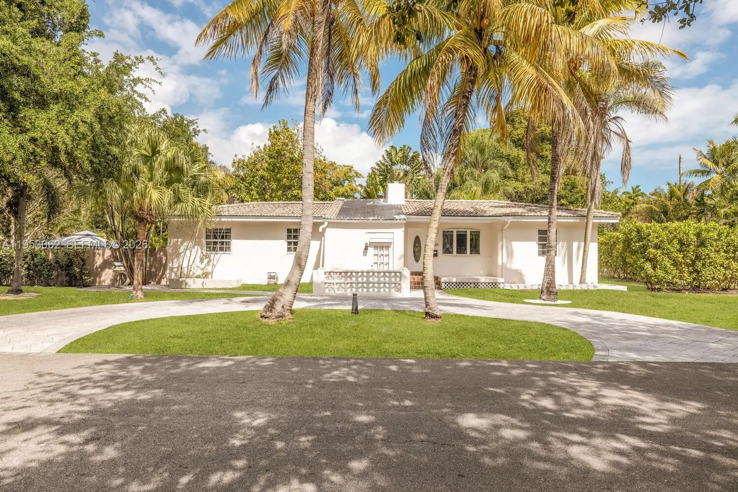 11803 Ne 11 Ave, Biscayne Park, Florida 33161, Biscayne Park, Florida 33161, ,Residential Income,For Sale,11803 Ne 11 Ave, Biscayne Park, Florida 33161,A11953062