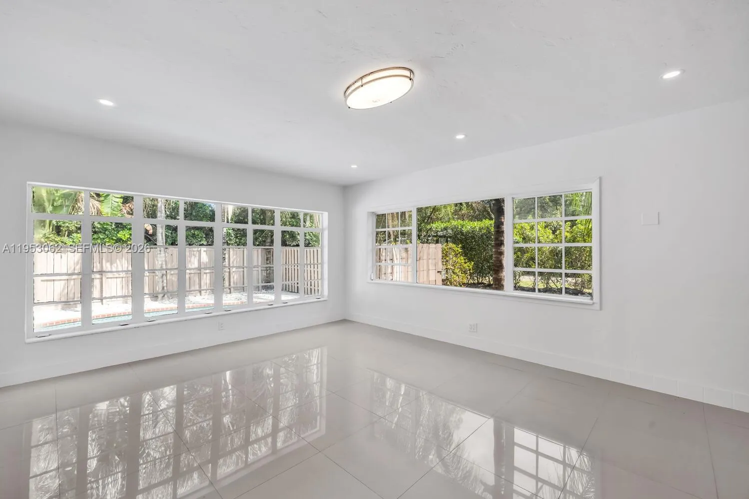 11803 Ne 11 Ave, Biscayne Park, Florida 33161, Biscayne Park, Florida 33161, ,Residential Income,For Sale,11803 Ne 11 Ave, Biscayne Park, Florida 33161,A11953062