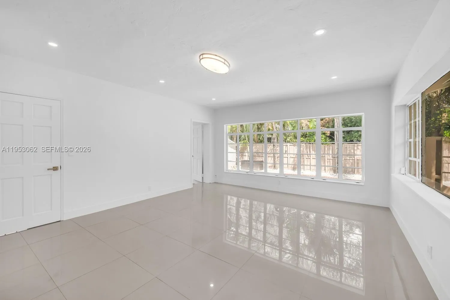 11803 Ne 11 Ave, Biscayne Park, Florida 33161, Biscayne Park, Florida 33161, ,Residential Income,For Sale,11803 Ne 11 Ave, Biscayne Park, Florida 33161,A11953062