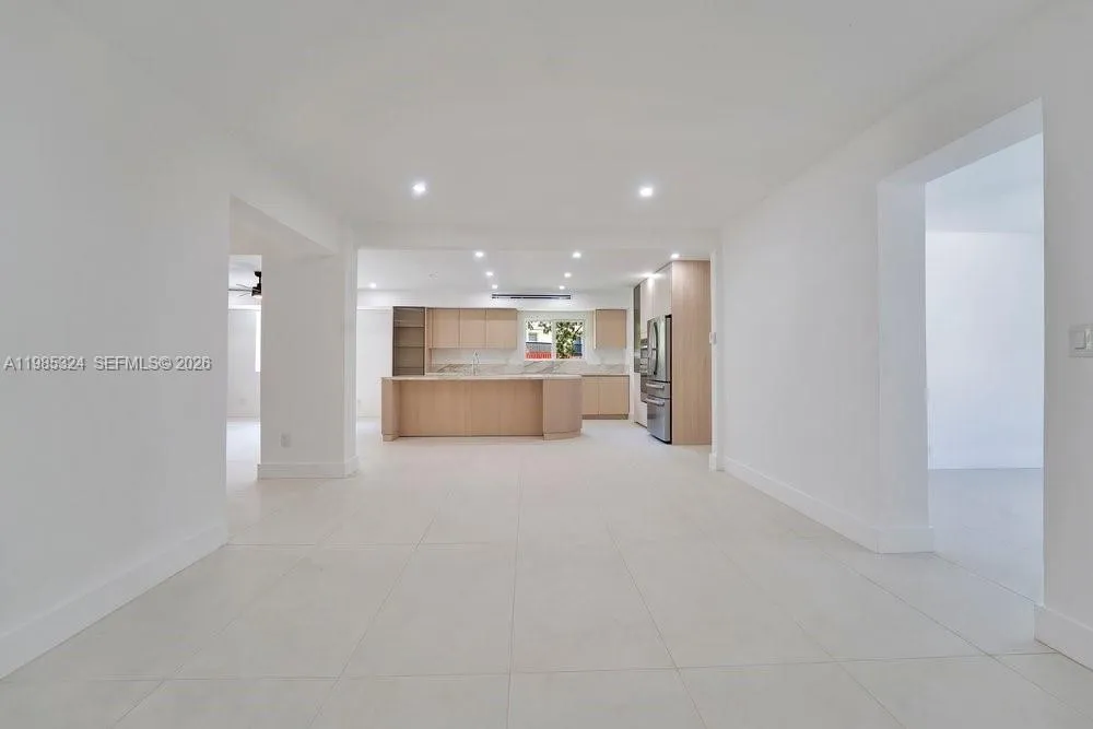 4053 Sw 8th St, Plantation, Florida 33317, Plantation, Florida 33317, 4 Bedrooms Bedrooms, ,2 BathroomsBathrooms,Residential,For Sale,4053 Sw 8th St, Plantation, Florida 33317,A11985324