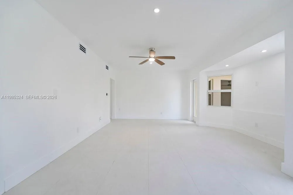 4053 Sw 8th St, Plantation, Florida 33317, Plantation, Florida 33317, 4 Bedrooms Bedrooms, ,2 BathroomsBathrooms,Residential,For Sale,4053 Sw 8th St, Plantation, Florida 33317,A11985324