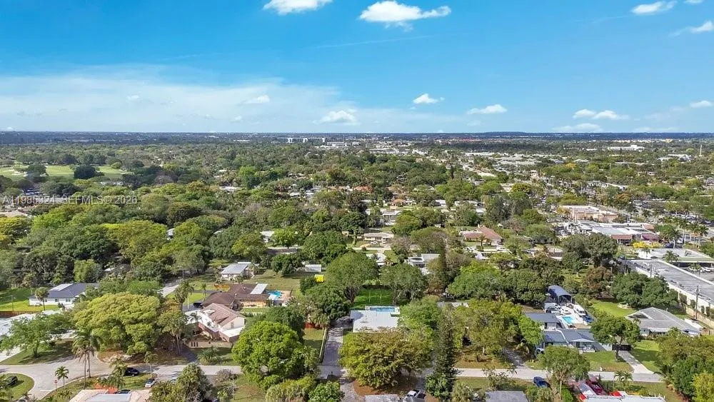 4053 Sw 8th St, Plantation, Florida 33317, Plantation, Florida 33317, 4 Bedrooms Bedrooms, ,2 BathroomsBathrooms,Residential,For Sale,4053 Sw 8th St, Plantation, Florida 33317,A11985324
