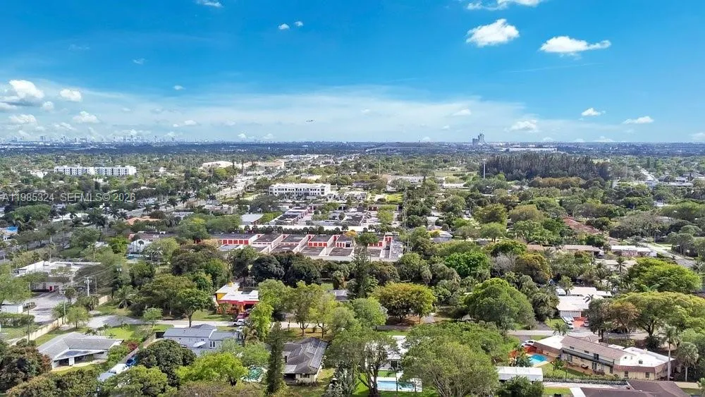 4053 Sw 8th St, Plantation, Florida 33317, Plantation, Florida 33317, 4 Bedrooms Bedrooms, ,2 BathroomsBathrooms,Residential,For Sale,4053 Sw 8th St, Plantation, Florida 33317,A11985324
