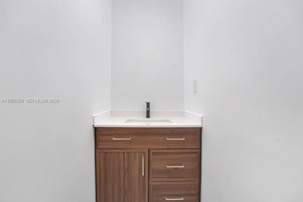 4053 Sw 8th St, Plantation, Florida 33317, Plantation, Florida 33317, 4 Bedrooms Bedrooms, ,2 BathroomsBathrooms,Residential,For Sale,4053 Sw 8th St, Plantation, Florida 33317,A11985324