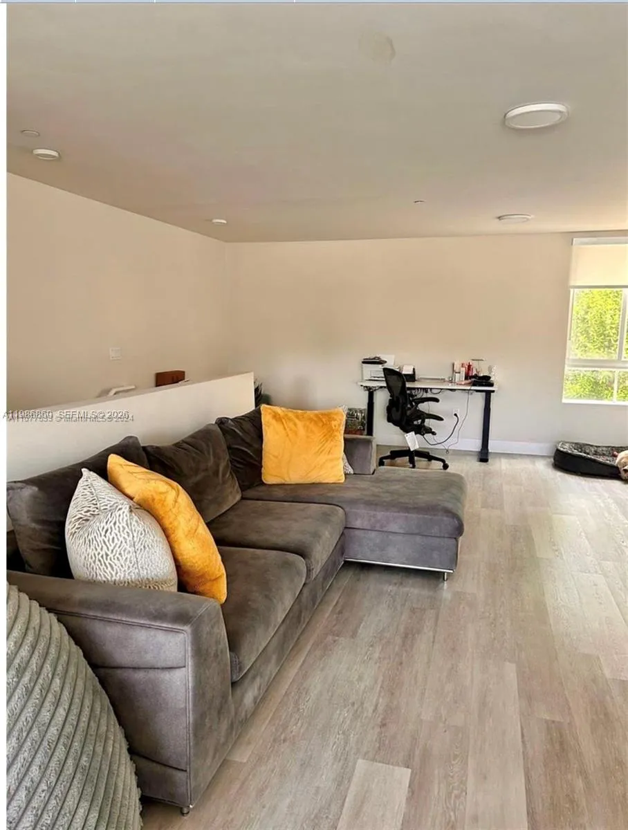 2561 Ne 193rd St 1201, Miami, Florida 33180, Miami, Florida 33180, 3 Bedrooms Bedrooms, ,2 BathroomsBathrooms,Residential Lease,For Rent,2561 Ne 193rd St 1201, Miami, Florida 33180,A11986860