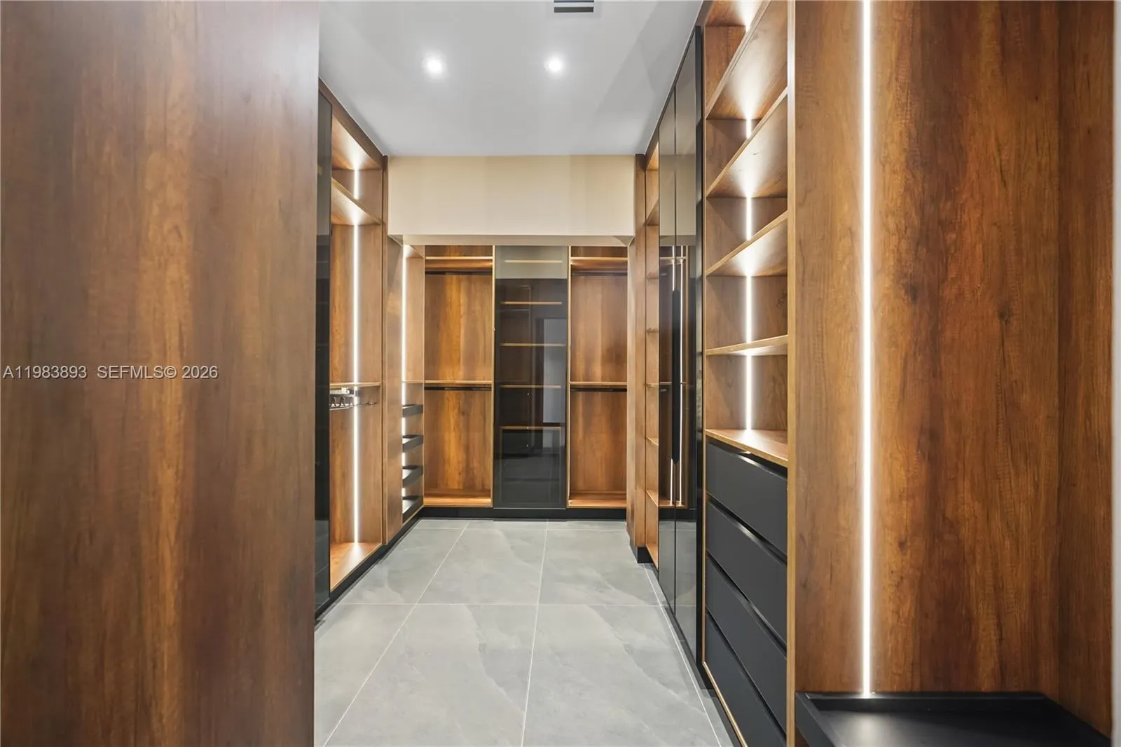 20020 Ne 21st Ct, Miami, Florida 33179, Miami, Florida 33179, 6 Bedrooms Bedrooms, ,6 BathroomsBathrooms,Residential,For Sale,20020 Ne 21st Ct, Miami, Florida 33179,A11983893