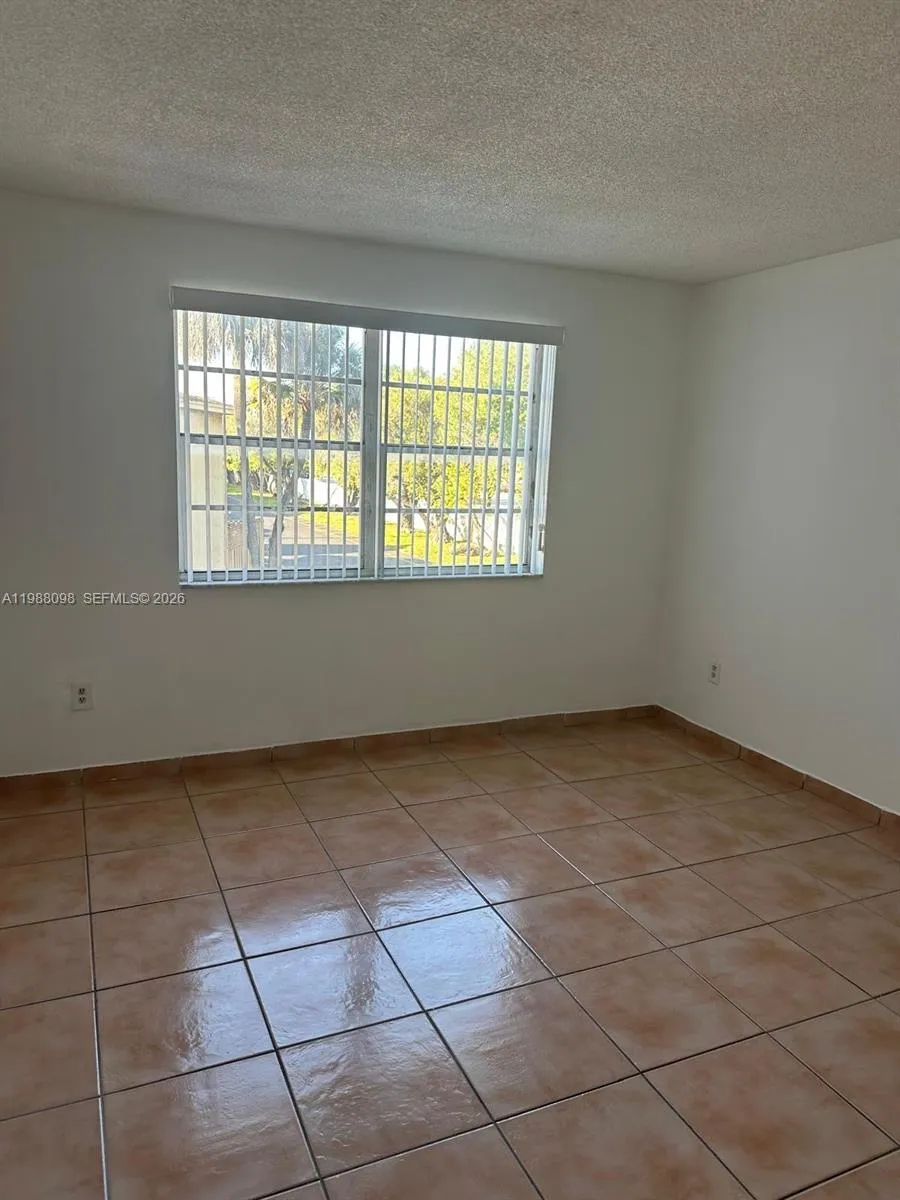 4500 Nw 79th Ave 2b, Doral, Florida 33166, Doral, Florida 33166, 2 Bedrooms Bedrooms, ,2 BathroomsBathrooms,Residential Lease,For Rent,4500 Nw 79th Ave 2b, Doral, Florida 33166,A11988098