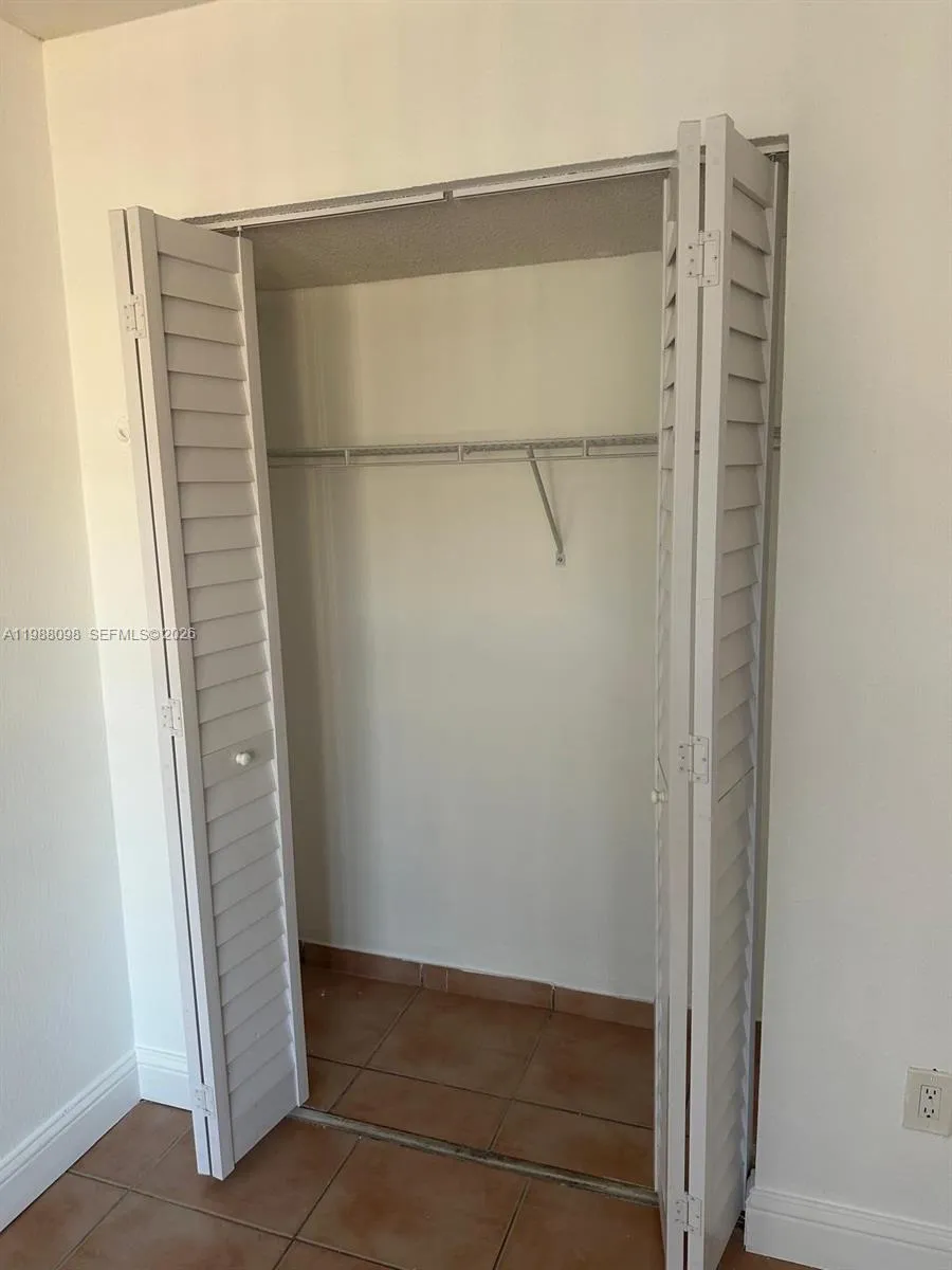4500 Nw 79th Ave 2b, Doral, Florida 33166, Doral, Florida 33166, 2 Bedrooms Bedrooms, ,2 BathroomsBathrooms,Residential Lease,For Rent,4500 Nw 79th Ave 2b, Doral, Florida 33166,A11988098