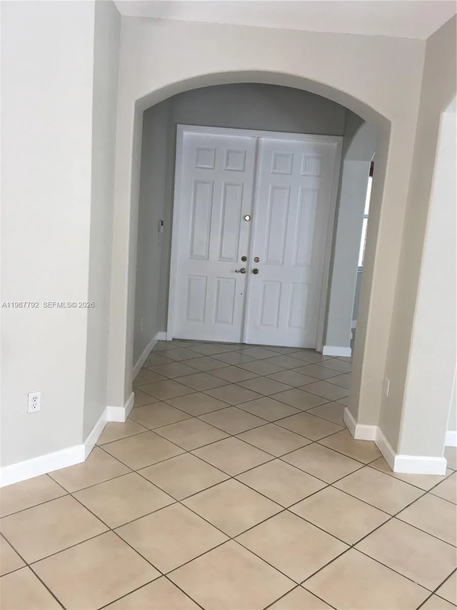 14512 Sw 10th St, Miami, Florida 33184, Miami, Florida 33184, 4 Bedrooms Bedrooms, ,4 BathroomsBathrooms,Residential Lease,For Rent,14512 Sw 10th St, Miami, Florida 33184,A11987792