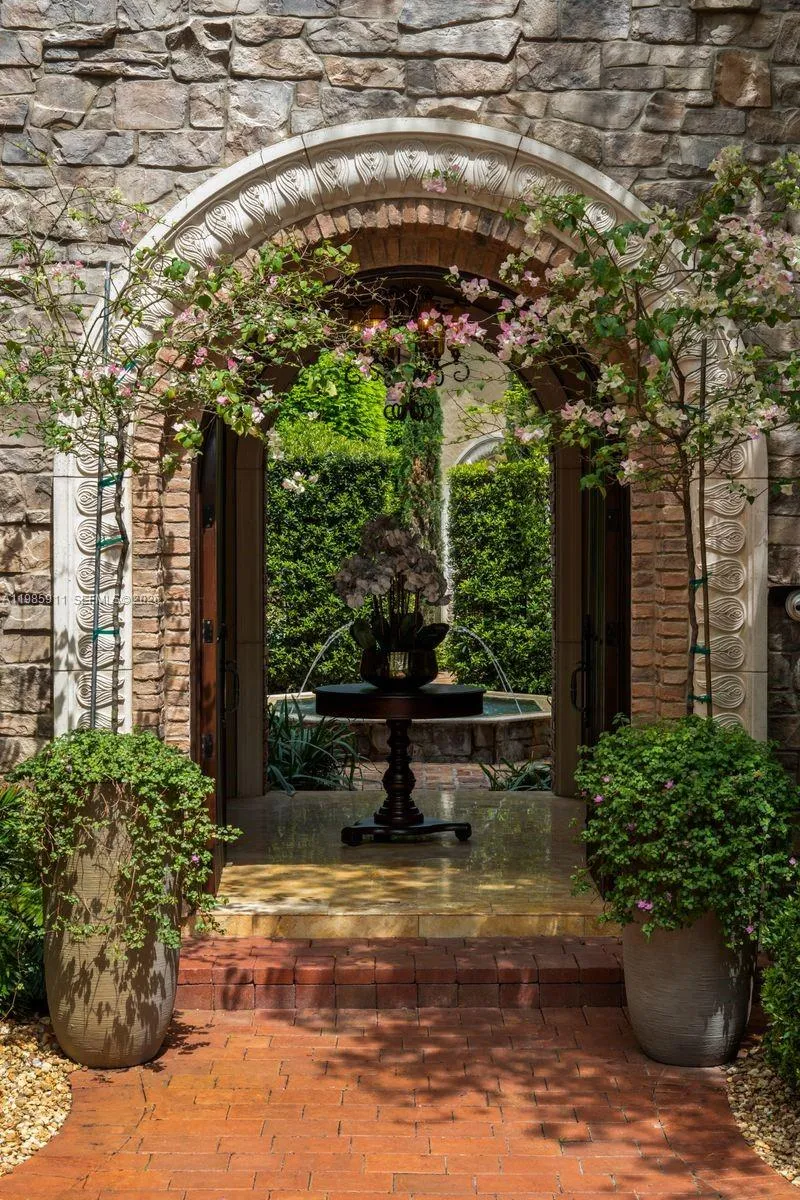 6201 Sw 96th St, Pinecrest, Florida 33156, Pinecrest, Florida 33156, 6 Bedrooms Bedrooms, ,8 BathroomsBathrooms,Residential,For Sale,6201 Sw 96th St, Pinecrest, Florida 33156,A11985911