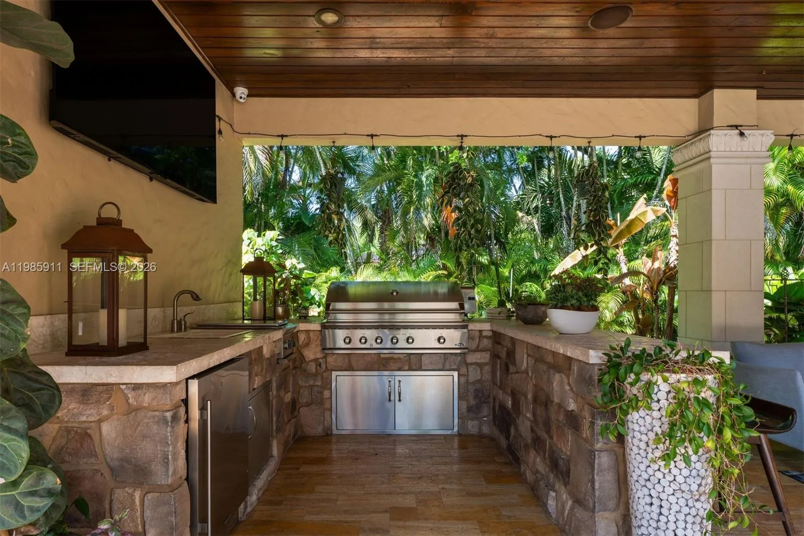 6201 Sw 96th St, Pinecrest, Florida 33156, Pinecrest, Florida 33156, 6 Bedrooms Bedrooms, ,8 BathroomsBathrooms,Residential,For Sale,6201 Sw 96th St, Pinecrest, Florida 33156,A11985911