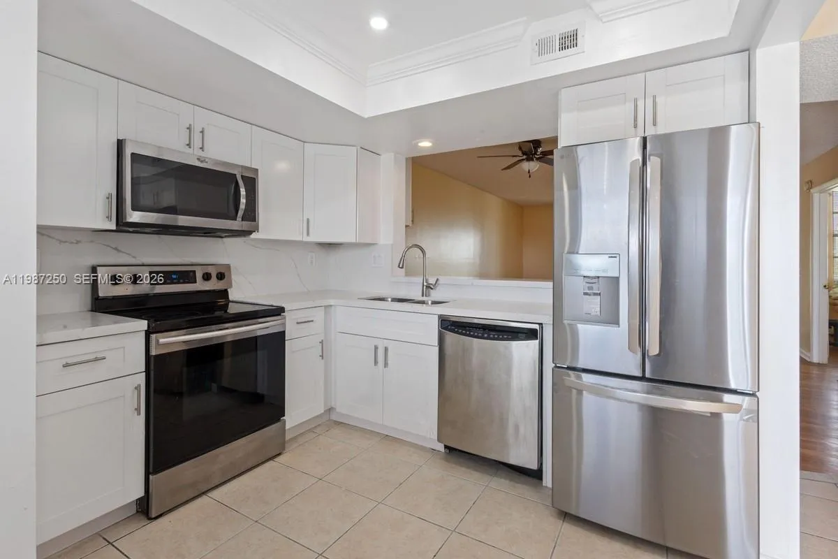 7664 Nw 18th St 306, Margate, Florida 33063, Margate, Florida 33063, 2 Bedrooms Bedrooms, ,2 BathroomsBathrooms,Residential Lease,For Rent,7664 Nw 18th St 306, Margate, Florida 33063,A11987250