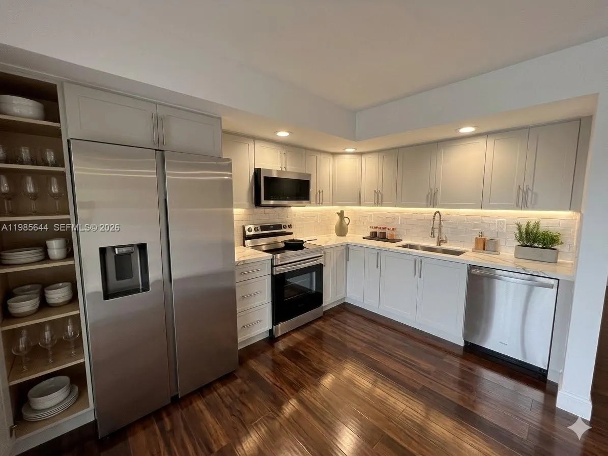 8635 Nw 8th St 211, Miami, Florida 33126, Miami, Florida 33126, 3 Bedrooms Bedrooms, ,2 BathroomsBathrooms,Residential Lease,For Rent,8635 Nw 8th St 211, Miami, Florida 33126,A11985644 8635 Nw 8th St 211, Miami, Florida 33126, Miami, Florida 33126, 3 Bedrooms Bedrooms, ,2 BathroomsBathrooms,Residential Lease,For Rent,8635 Nw 8th St 211, Miami, Florida 33126,A11985644