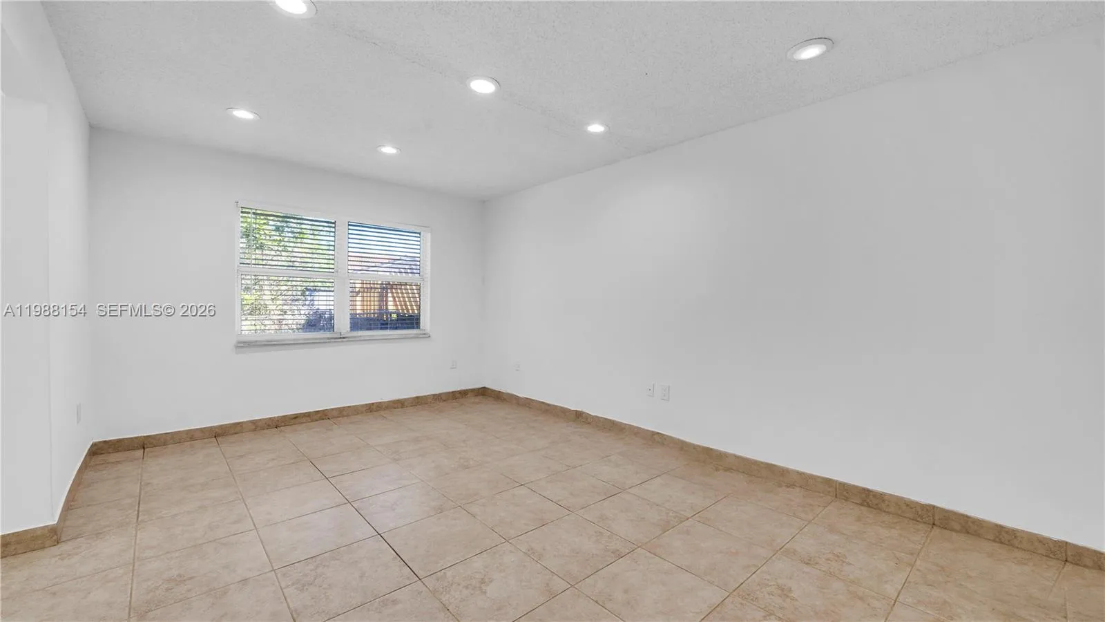 10575 La Placida Dr 10575, Coral Springs, Florida, Coral Springs, Florida 33065, 3 Bedrooms Bedrooms, ,2 BathroomsBathrooms,Residential Lease,For Rent,10575 La Placida Dr 10575, Coral Springs, Florida ,A11988154