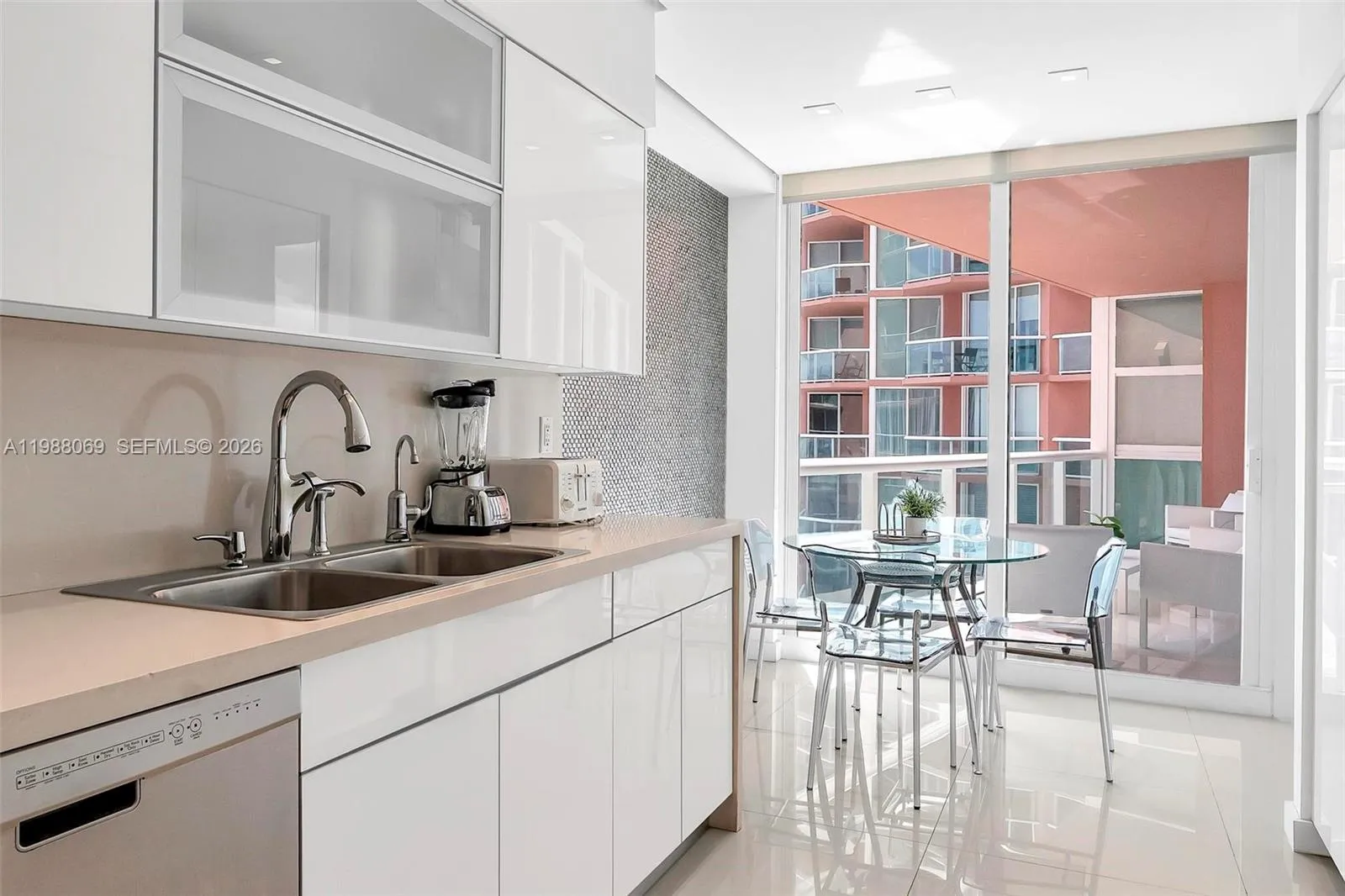 3370 Hidden Bay Dr 2210, Aventura, Florida 33180, Aventura, Florida 33180, 3 Bedrooms Bedrooms, ,2 BathroomsBathrooms,Residential,For Sale,3370 Hidden Bay Dr 2210, Aventura, Florida 33180,A11988069