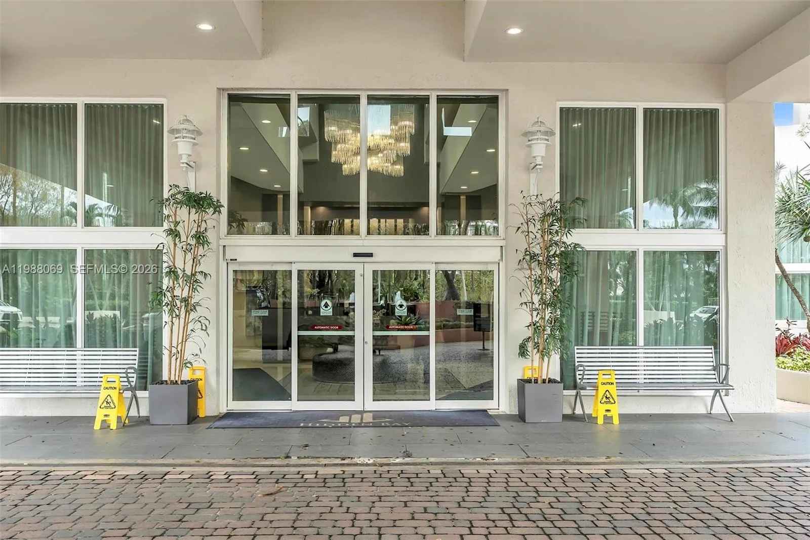 3370 Hidden Bay Dr 2210, Aventura, Florida 33180, Aventura, Florida 33180, 3 Bedrooms Bedrooms, ,2 BathroomsBathrooms,Residential,For Sale,3370 Hidden Bay Dr 2210, Aventura, Florida 33180,A11988069