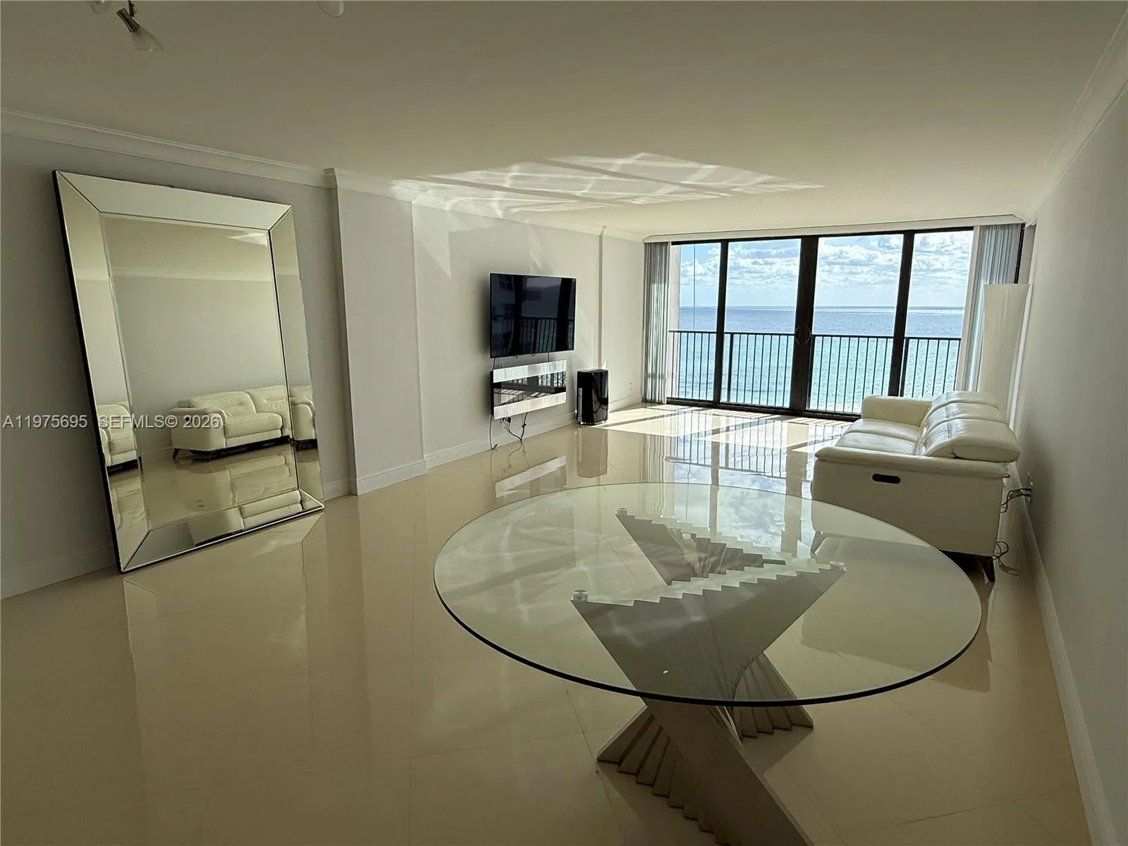 2101 S Ocean Dr 1201, Hollywood, Florida 33019, Hollywood, Florida 33019, 2 Bedrooms Bedrooms, ,2 BathroomsBathrooms,Residential Lease,For Rent,2101 S Ocean Dr 1201, Hollywood, Florida 33019,A11975695