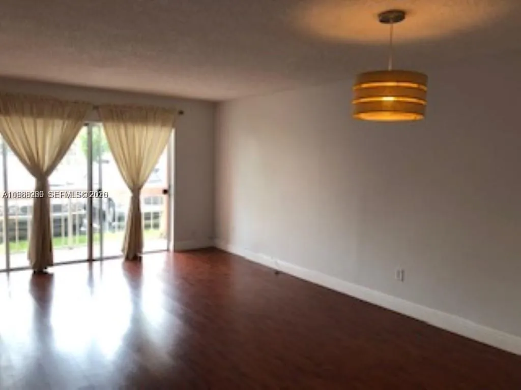 7805 Camino Real H-101, Miami, Florida 33143, Miami, Florida 33143, 2 Bedrooms Bedrooms, ,1 BathroomBathrooms,Residential Lease,For Rent,7805 Camino Real H-101, Miami, Florida 33143,A11988260