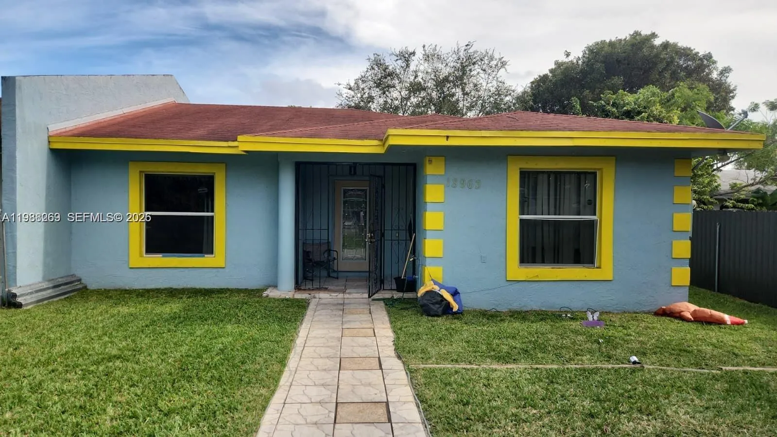 18963 Sw 113th Ct, Miami, Florida 33157, Miami, Florida 33157, 3 Bedrooms Bedrooms, ,2 BathroomsBathrooms,Residential,For Sale,18963 Sw 113th Ct, Miami, Florida 33157,A11988269