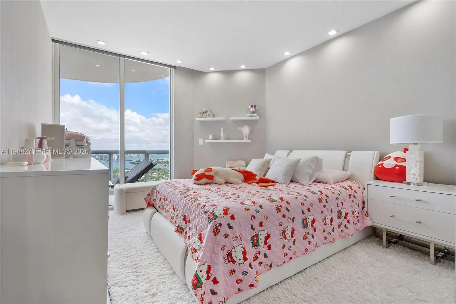 2nd Bedroom