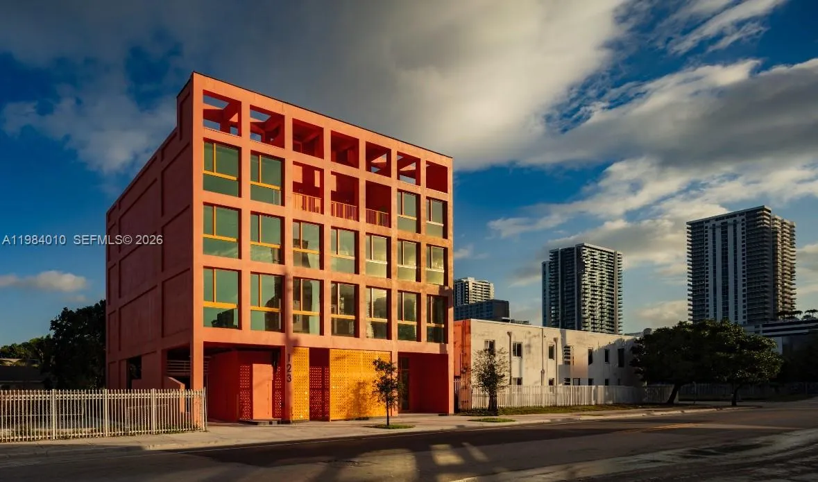 123 Nw 14th St 100, Miami, Florida 33136, Miami, Florida 33136, ,Commercial Lease,For Rent,123 Nw 14th St 100, Miami, Florida 33136,A11984010