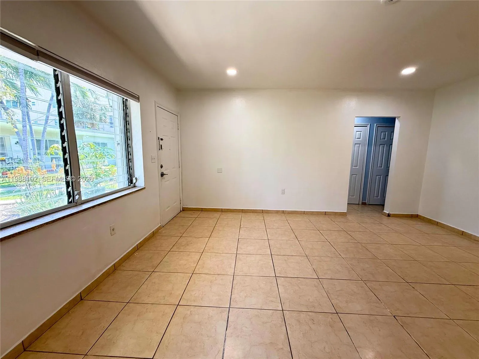 1176 Marseille Dr 2, Miami Beach, Florida 33141, Miami Beach, Florida 33141, 1 Bedroom Bedrooms, ,1 BathroomBathrooms,Residential Lease,For Rent,1176 Marseille Dr 2, Miami Beach, Florida 33141,A11988102