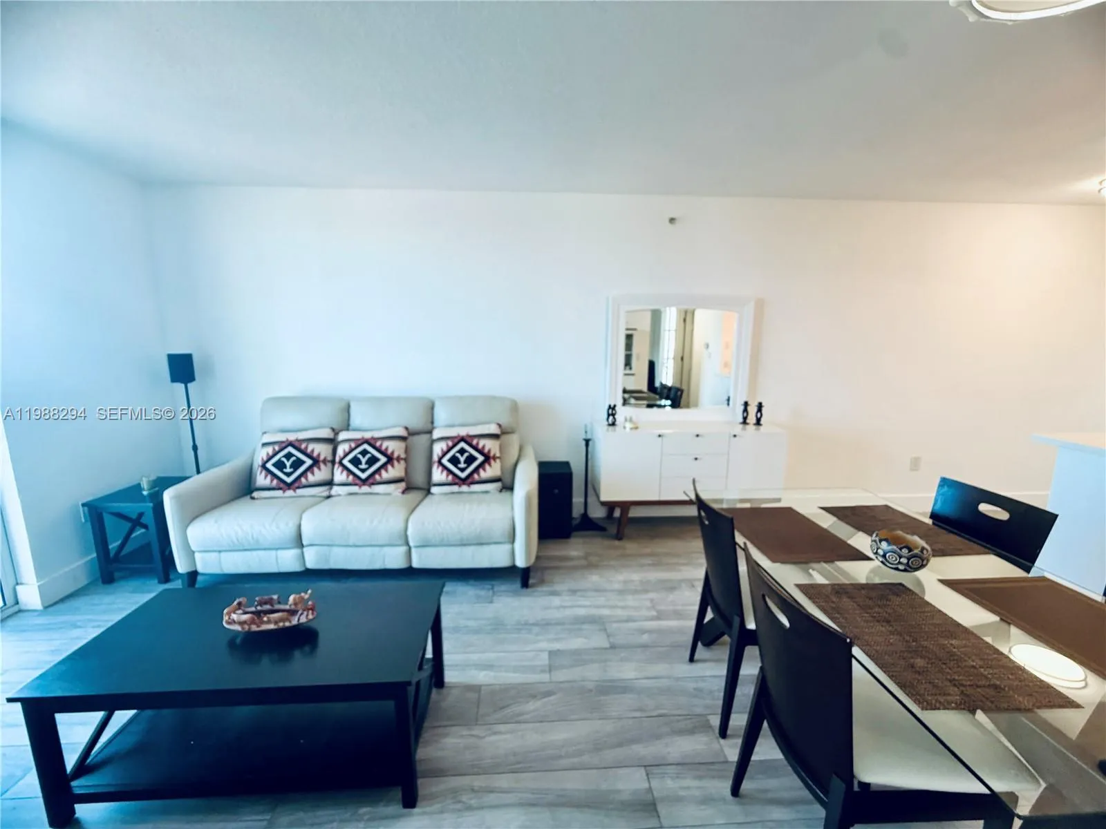 900 Sw 8th St 1509, Miami, Florida 33130, Miami, Florida 33130, 2 Bedrooms Bedrooms, ,2 BathroomsBathrooms,Residential Lease,For Rent,900 Sw 8th St 1509, Miami, Florida 33130,A11988294