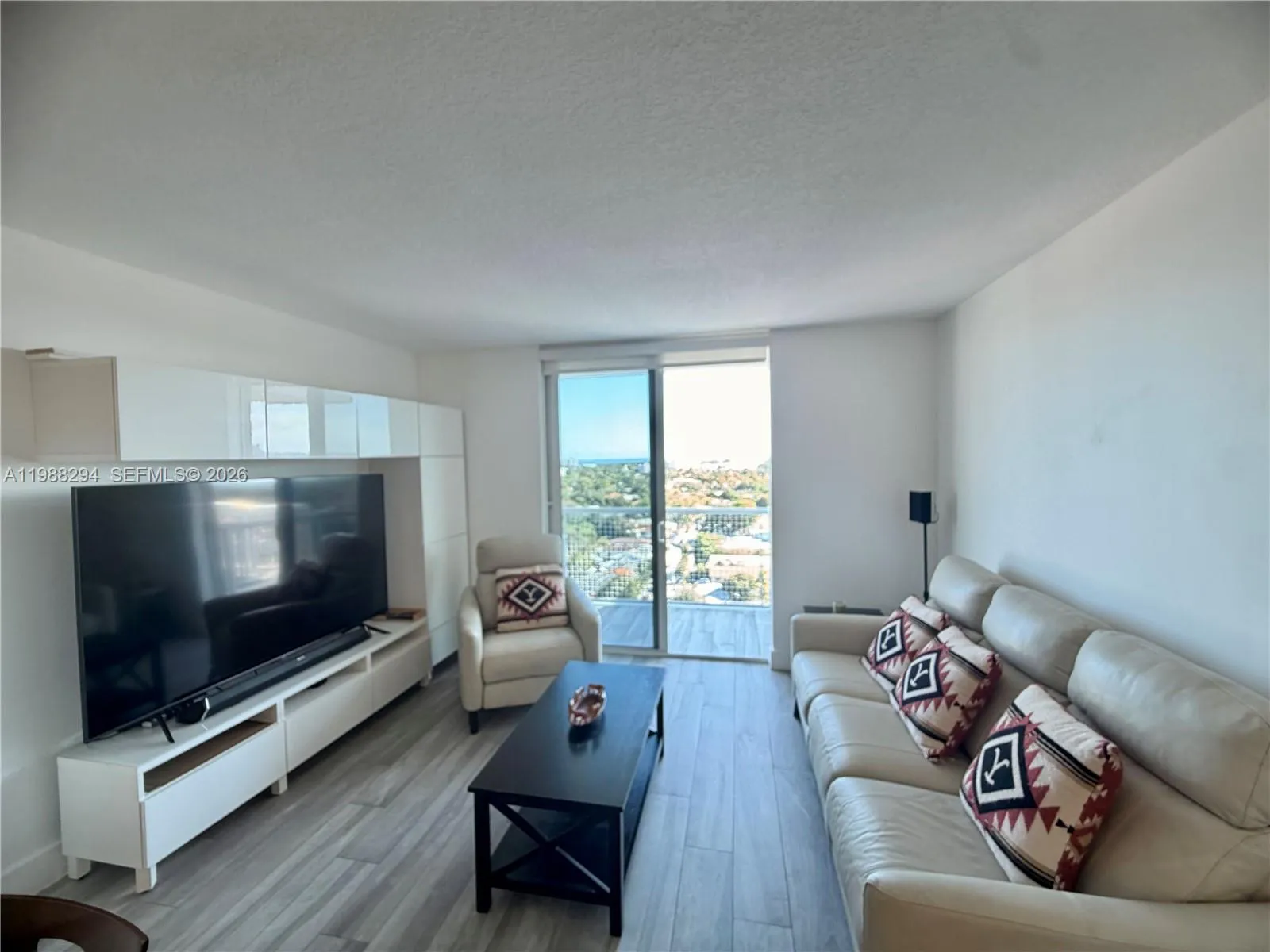 900 Sw 8th St 1509, Miami, Florida 33130, Miami, Florida 33130, 2 Bedrooms Bedrooms, ,2 BathroomsBathrooms,Residential Lease,For Rent,900 Sw 8th St 1509, Miami, Florida 33130,A11988294