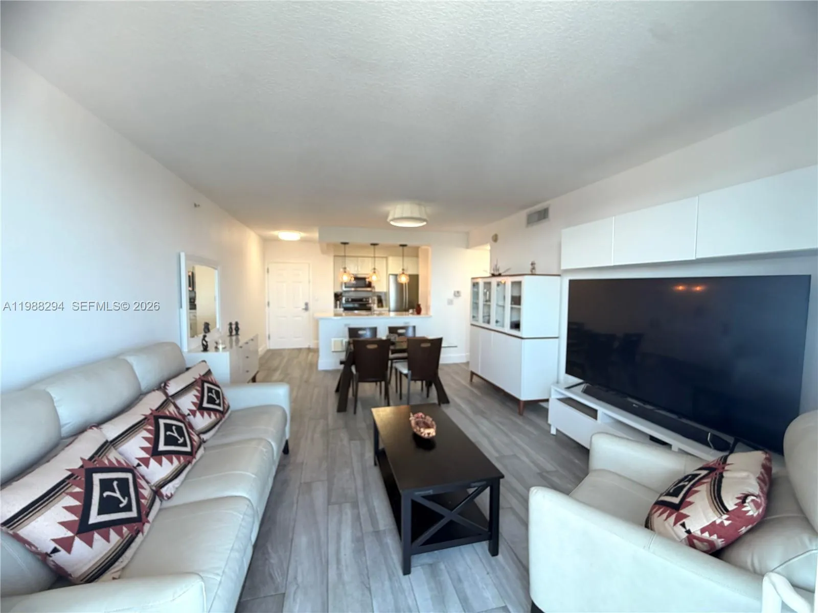 900 Sw 8th St 1509, Miami, Florida 33130, Miami, Florida 33130, 2 Bedrooms Bedrooms, ,2 BathroomsBathrooms,Residential Lease,For Rent,900 Sw 8th St 1509, Miami, Florida 33130,A11988294