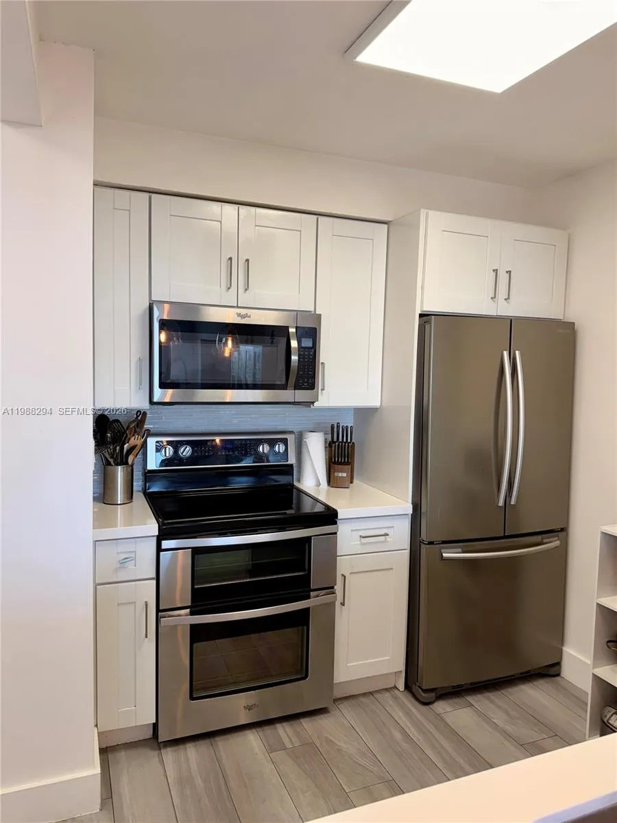 900 Sw 8th St 1509, Miami, Florida 33130, Miami, Florida 33130, 2 Bedrooms Bedrooms, ,2 BathroomsBathrooms,Residential Lease,For Rent,900 Sw 8th St 1509, Miami, Florida 33130,A11988294