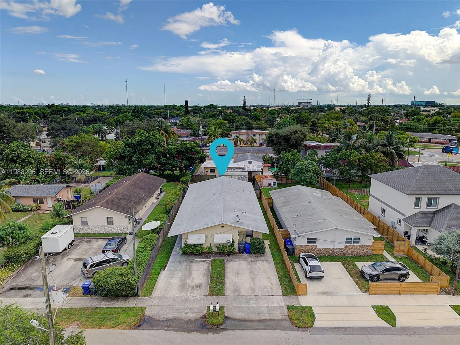 5850 Lincoln St, Hollywood, Florida 33021, Hollywood, Florida 33021, ,Residential Income,For Sale,5850 Lincoln St, Hollywood, Florida 33021,A11988296