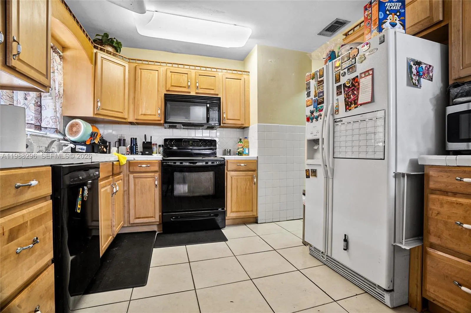 5850 Lincoln St, Hollywood, Florida 33021, Hollywood, Florida 33021, ,Residential Income,For Sale,5850 Lincoln St, Hollywood, Florida 33021,A11988296