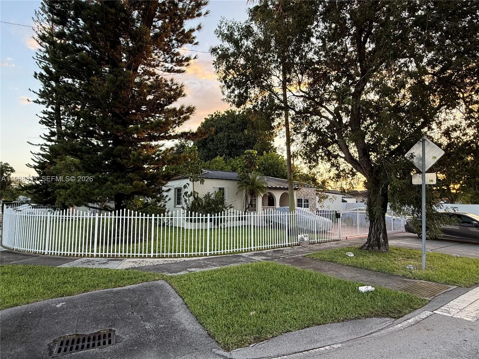 6300 Nw 2nd St, Miami, Florida 33126, Miami, Florida 33126, 4 Bedrooms Bedrooms, ,3 BathroomsBathrooms,Residential,For Sale,6300 Nw 2nd St, Miami, Florida 33126,A11988335