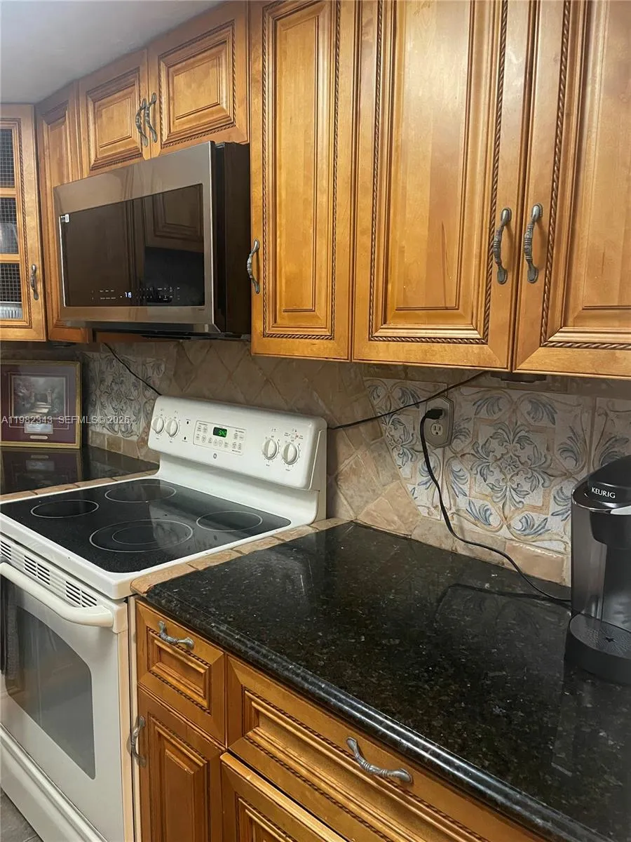 749 Nw 43rd St, Oakland Park, Florida 33309, Oakland Park, Florida 33309, ,Residential Income,For Sale,749 Nw 43rd St, Oakland Park, Florida 33309,A11982343