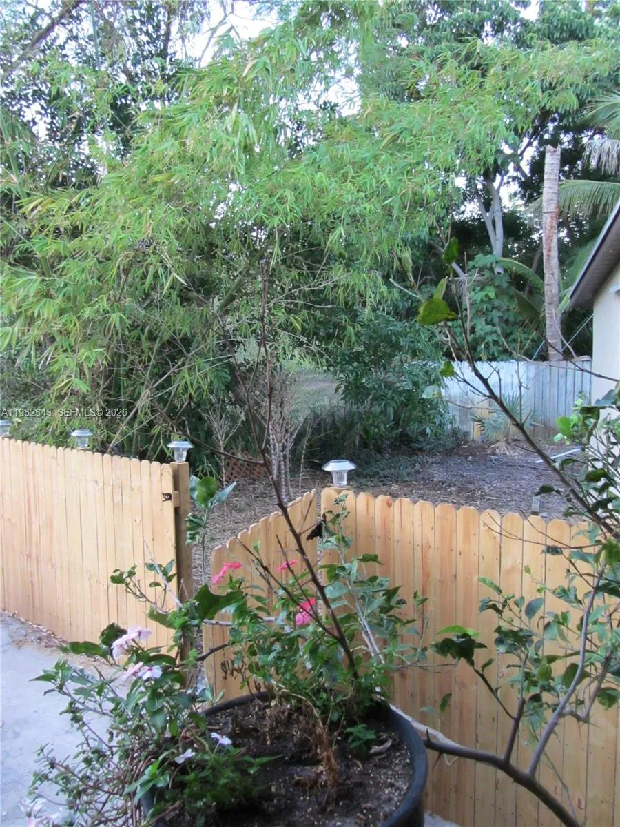 749 Nw 43rd St, Oakland Park, Florida 33309, Oakland Park, Florida 33309, ,Residential Income,For Sale,749 Nw 43rd St, Oakland Park, Florida 33309,A11982343